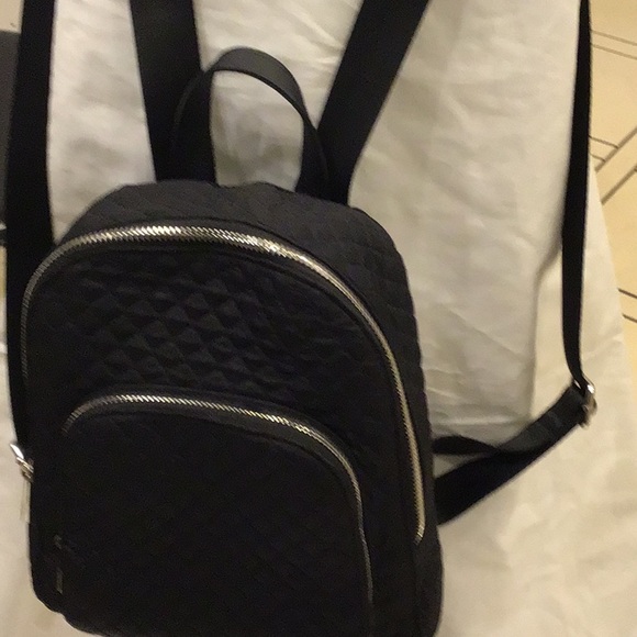 Cynthia Rowley quilted backpack 9.5”X 9.5” Black like new top carry handle - Picture 4 of 4